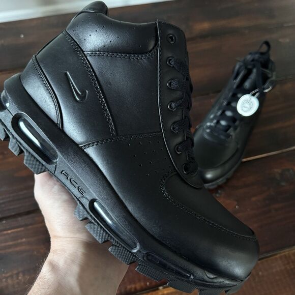Nike Air Max Goadome ACG Triple Black Boots - Picture 2 of 10
